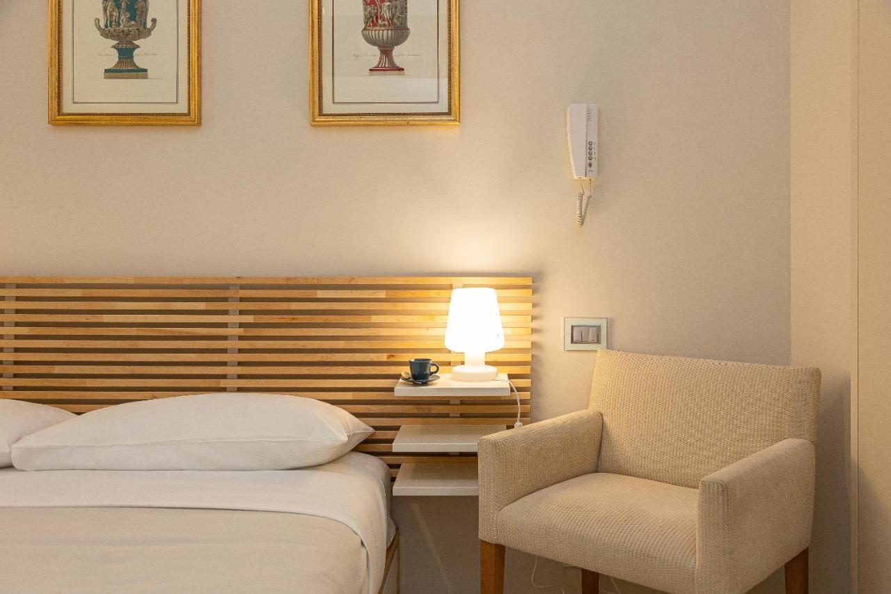 Amazing Via Nazionale 3 Apartment โรม ภายนอก รูปภาพ