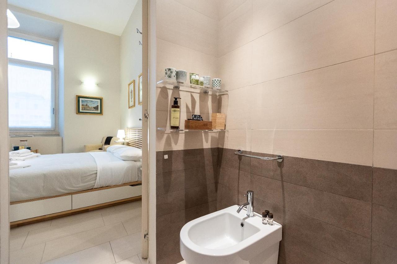 Amazing Via Nazionale 3 Apartment โรม ภายนอก รูปภาพ